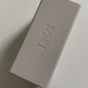 Dezi sunglasses